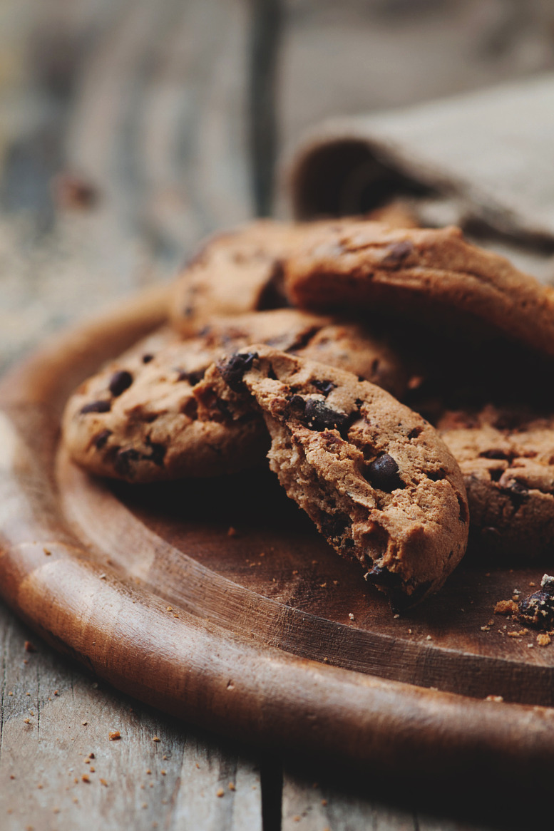 themanliness:  Chocolate Chip Cookie by   Oxana Denezhkina | Facebook | Instagram