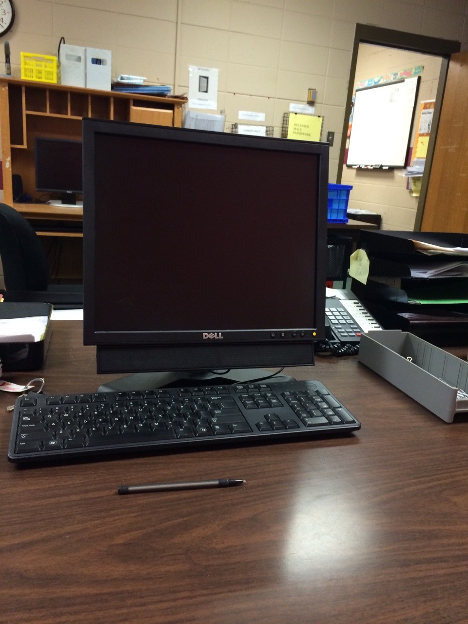 Gotta new desk at work cause this lady quit today. Nigga movin on up YAHERDME!