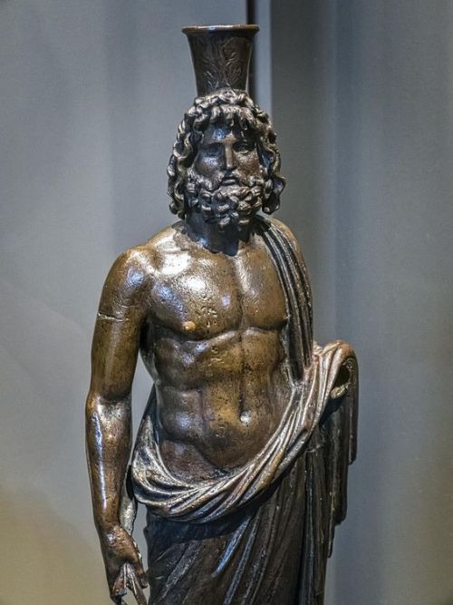 didanawisgi:“The first Ptolemaic king of Egypt, Ptolemy I Soter, created Serapis as a new divi