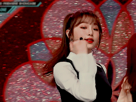 hiliqht:(190404-14) Yena // Violeta Stages