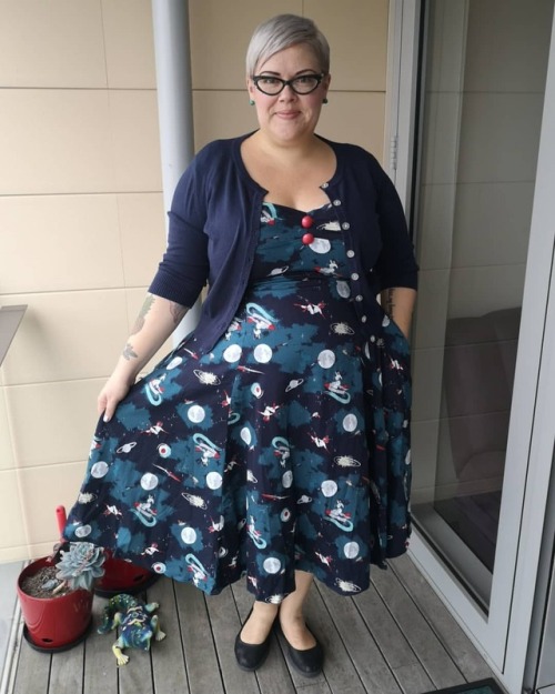 ilikeprettyclothes: Of course I had to get the matching cardigan to go with my dress.  Dress and Car