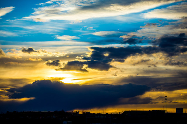Legitimate by Thomas Hawk https://flic.kr/p/2nnMzMX #IFTTT#Flickr#america#usa#unitedstates#unitedstatesofamerica#wyoming#clouds#sunset#casper