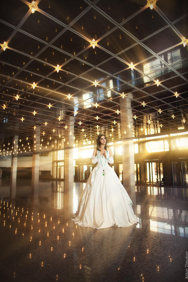 cosplayandanimes:  Princess Garnet - Final Fantasy IXsource