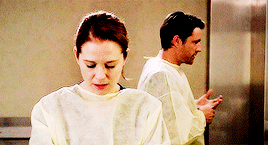 jayhalsstead:April: Riggs panicked. People panic.Meredith: Oh, don’t defend him.