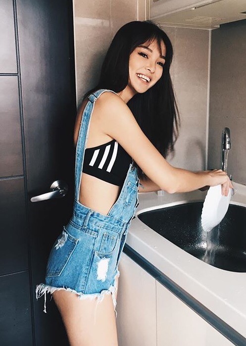 jessicaiswet:  sgchios:  Follow @SGChios in search for the prettiest, hottest, cutest