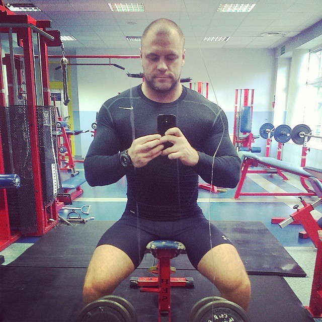 tightgearguys:  SO TIGHT!