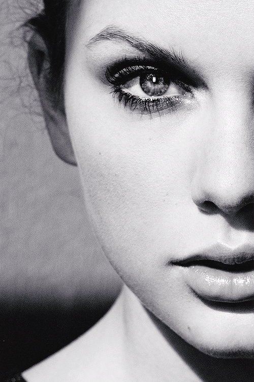 swifs:unique and different is the next generation of beautiful Taylor Swift