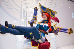 hotcosplaychicks:  Captain Fortune by JokerLolibel Follow us on Twitter - http://twitter.com/hotcosplaychick