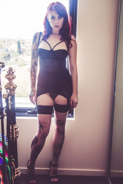 itsall1nk:  More Hot Tattoo Girls athttp://itsall1nk.tumblr.com