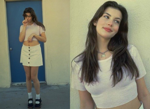 80s-90s-supermodels:Liv Tyler, early 90s