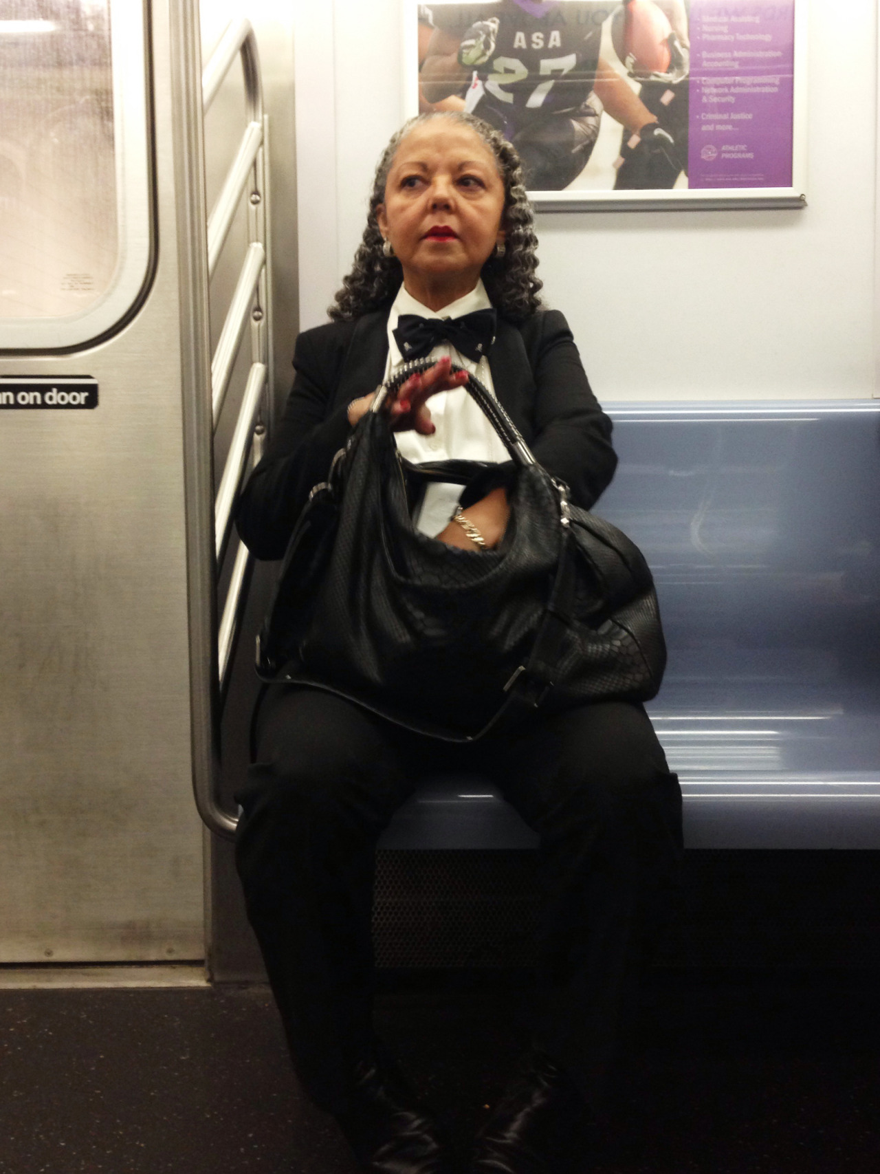 ancestryinprogress:  samhansom:  Tux Deluxe - on 3  YES. She’s too fly 