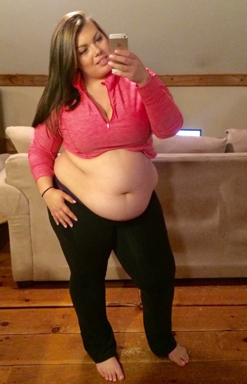 Porn curvingchloe:  wore workout clothes to Wendy’s photos