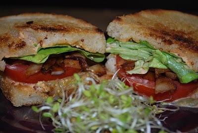 vegan-nom:  For more vegan, organic and healthy gluten free inspiration: http://vegan-nom.tumblr.com/