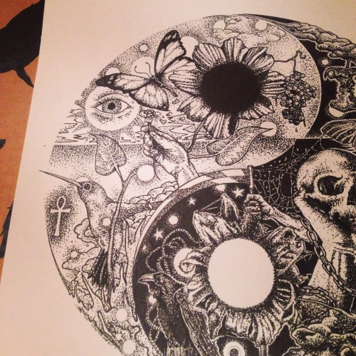 karimsketchbook:  My pen interpretation of the yin-yang.   On Instagram: Karim_Sketchbook