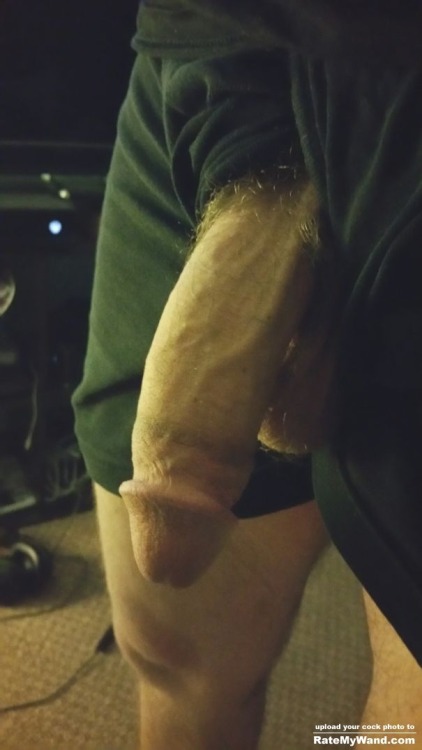 http://biggestcocksaround.tumblr.com/post/118689202310