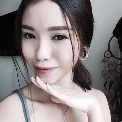 sgsweeties2:Follow @sgsweeties2​ for more!!Help to share and reblog :)Anyone know this girl? Can sha