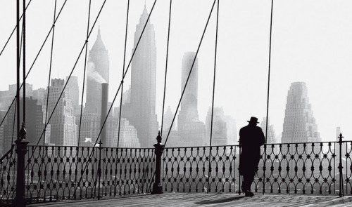 Brooklyn Bridge View, 1950, photo by Paul Himmel