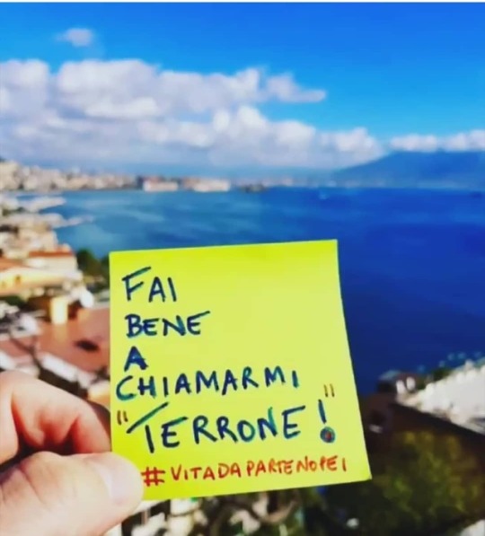 cascare-neituoi-occhi:  💙💙💙