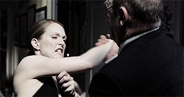 turnswithus: hannibal (2001) dir: ridley scott