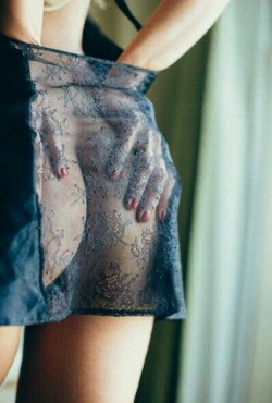 Lingerie Hands