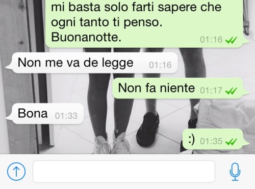 bloccataneisuoisogni:  freddacomelaneve:  I pianti quella sera. Mi manca da morire, l’amore ha rovinato tutto. Rivoglio il mio migliore amico, non doveva innamorarsi, non di me.  Appena ho letto la risposta ho avuto una fitta anche io