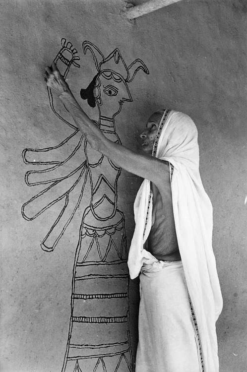 eyeburfi2:Durga, Mithila. 1977. Photograph by Jyoti Bhatt. Via Paris Photo