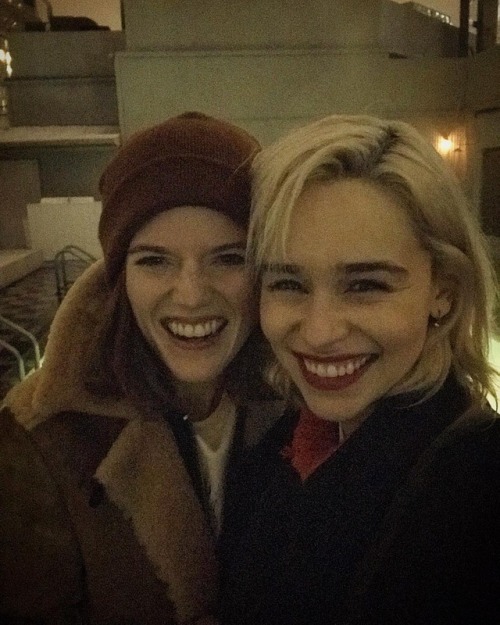 roselesliesource:@emilia_clarke: “Dear New York, I am about to leave this very special human bean in