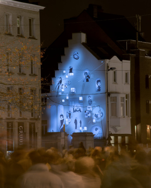 `Mécaniques Discursives`, art work in the Ghent light festival 2021