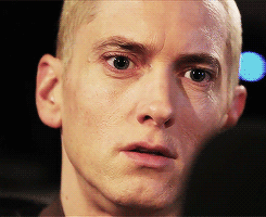 idontknowhatagangstawalkis:  screamingshadyuntilidie: Eminem interview for BBC radio part 1.  THE 4TH FUCKING GIF 