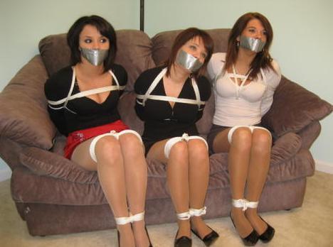 kiltedpatriot:  chicasatadas:  secretarias que saben demasiado de sus jefes…había