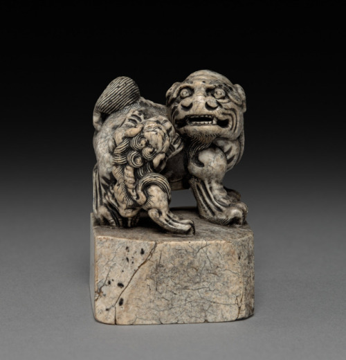 Seal: Lion and Cub, 1700, Cleveland Museum of Art: Chinese ArtAn 18th-century Korean collector Yu Ma