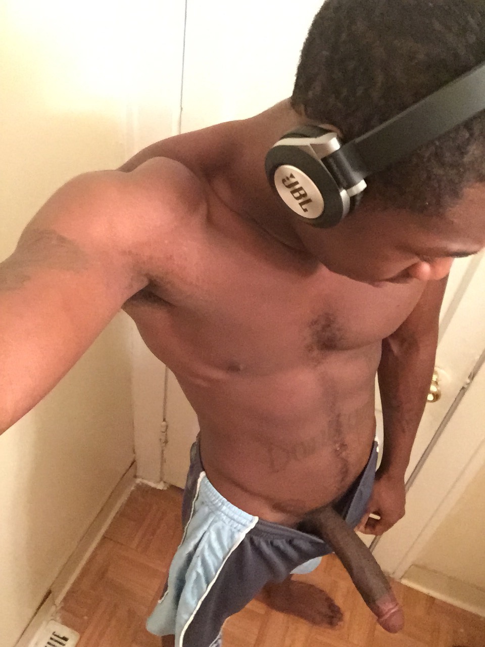 traps-n-trade:  Traps-N-Trade follow us on Tumblr! The BEST blog on Tumblr for Thug