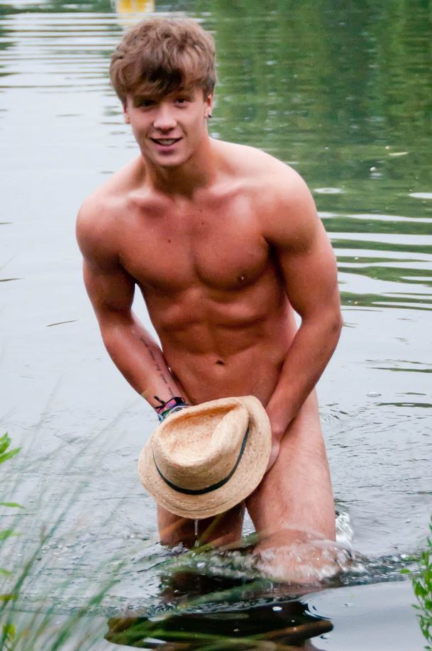 itsalekzmx:  Sam Callahan 