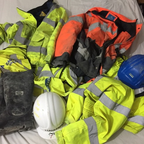 workerboynl: en471protection:First haul from last night’s scavenge; anyone wanna cum play swea