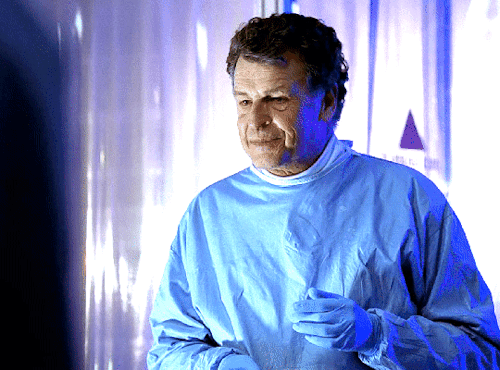 Walter Bishop | Pilot (1x01)The man who was just released from a mental institution, he wants to giv