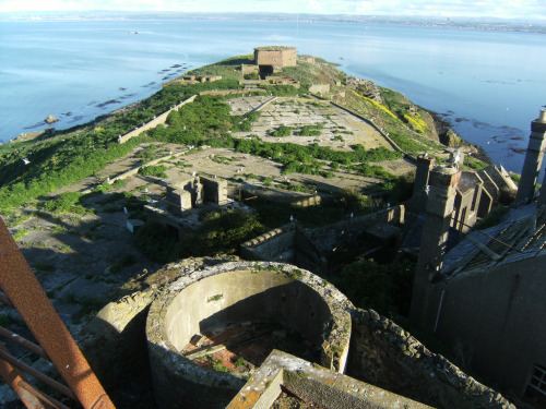 Amazing Medieval History of Inchkeith Island (Scotland)This island first appeared in written records