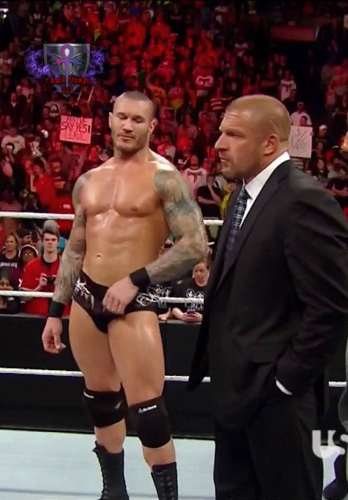 lordvampy-333:  i wanna know what Randy is thinking about while staring at Triple