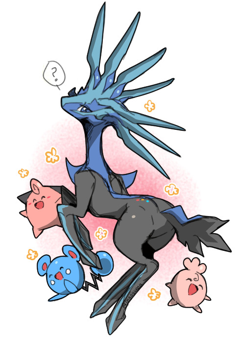 pokepoke-mo:  (sketches!young Xerneas guys!I want draw some comics about youngster