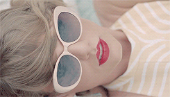 bellathorvne:  get to know me meme : [1/5]   favorite musical artists   :    Taylor