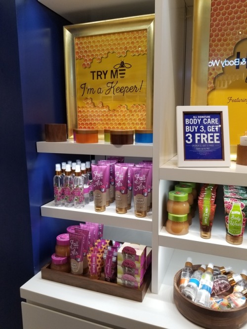 autumnlusts: A bunch of the fall stuff in bath and body works! 8/14/17