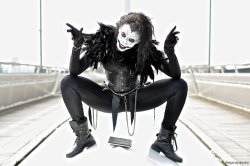 cosplayingwhileblack:  Ryuk Death Note by MasamuneCosplay 