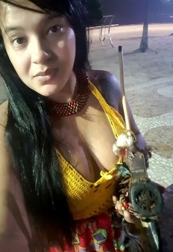 pussyconnoisseur6996:  Thick Brazilian Native Chick 😛