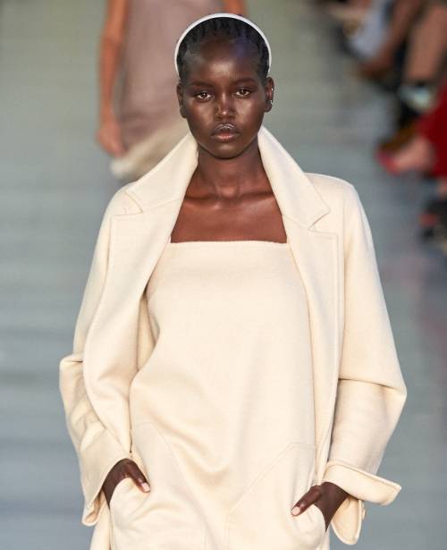 themakeupbrush:  Adut Akech at Max Mara S/S 2022