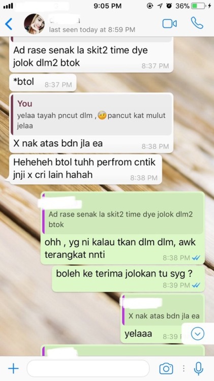 nurinie69: bosiamelayu: pandai2 susun msj tersebut , tapi memang sedap , hehehe , rezki datang, tiba