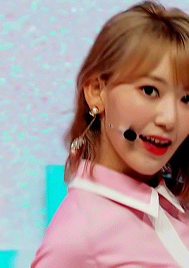 dahyun:190404 iz*one @ m countdown // sakura