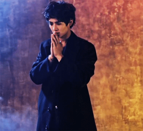 drawien:  This took less time than any other gif I made so far. :D Arumdavo, I hope