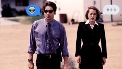 captaindowagerblog:  Mulder: Aliens!!  Scully: … NO!