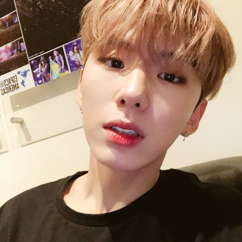 fymonsta-x:@OfficialMonstaX: [#기현] 오늘 마지막 브라질까지 잘끝났어요!!브라질 몬베베들 너무너무 고맙고 사랑합니다 진짜 짱이에요!!! #Obrigado