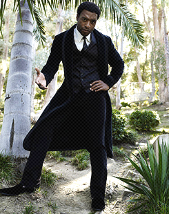 honeysunk:tiny-wee-bit:Chiwetel Ejiofor 008#chairman of the board of handsome (via brumous)