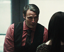 likeagecko:hannibal meme | [2/5] pairs - Hannibal and Abigail↳ “I’m sorry I couldn’t protect you in 